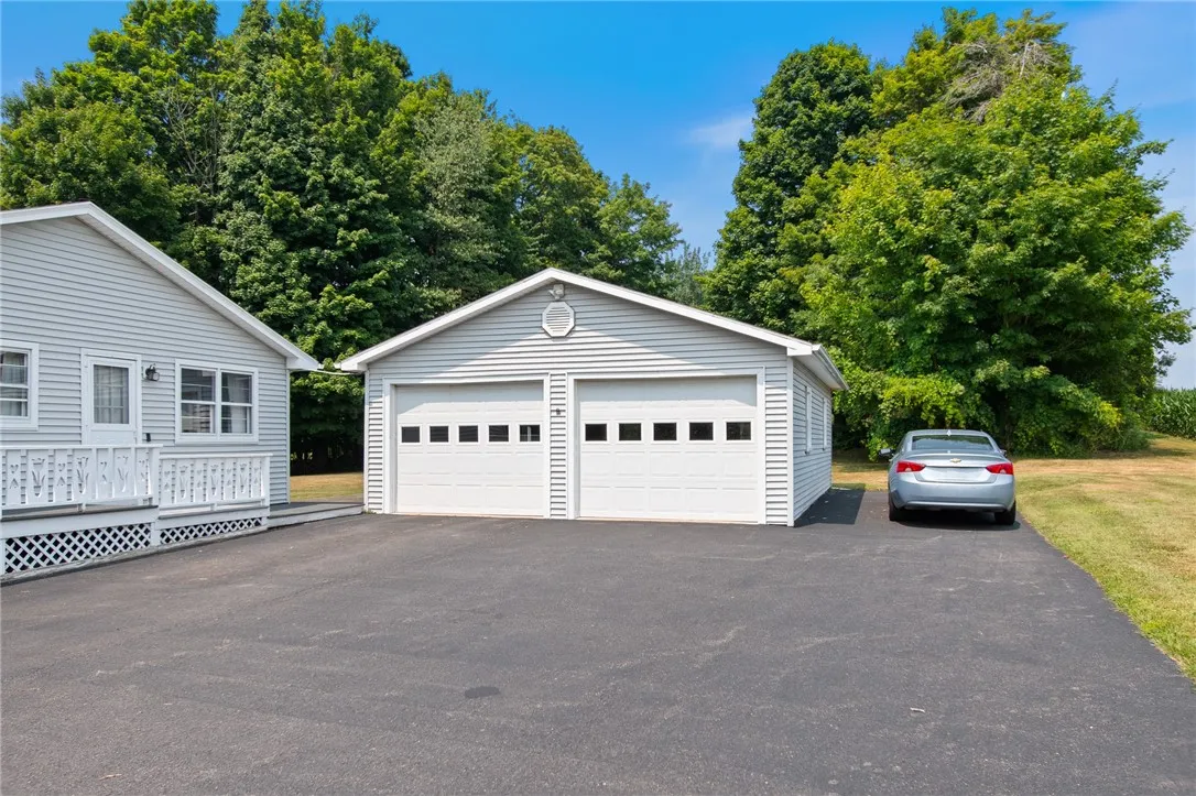 2447 Walworth Marion Road, Walworth, New York 1456, Walworth, New York 14568, 4 Bedrooms Bedrooms, 6 Rooms Rooms,1 BathroomBathrooms,Residential,Closed,2447 Walworth Marion Road, Walworth, New York 1456,0,R1627577