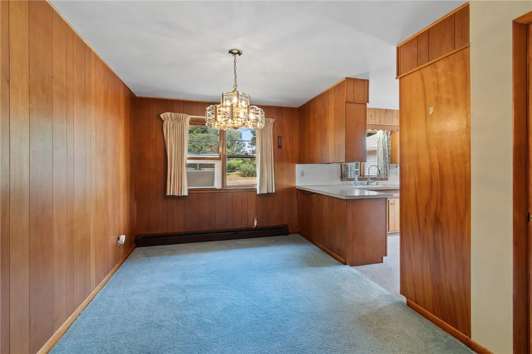 2447 Walworth Marion Road, Walworth, New York 1456, Walworth, New York 14568, 4 Bedrooms Bedrooms, 6 Rooms Rooms,1 BathroomBathrooms,Residential,Closed,2447 Walworth Marion Road, Walworth, New York 1456,0,R1627577