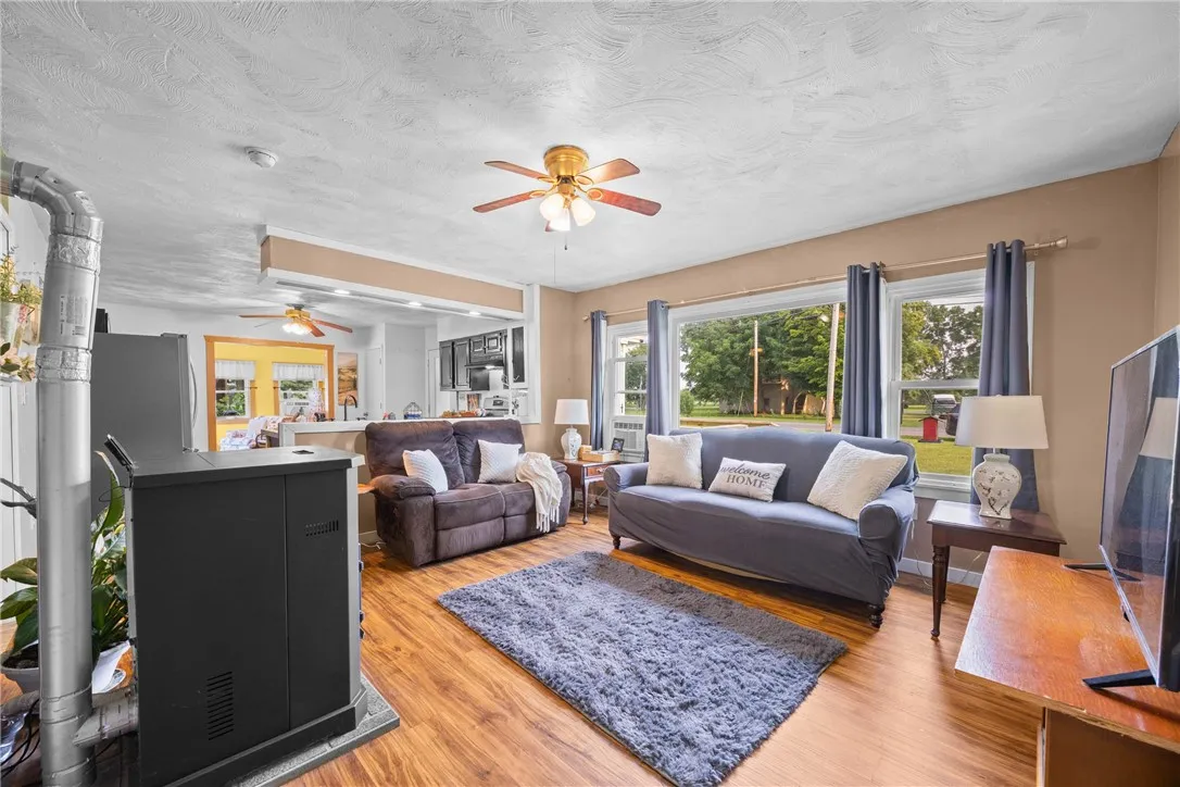 13443 Seneca Street, Savannah, New York 13146, Savannah, New York 13146, 4 Bedrooms Bedrooms, 7 Rooms Rooms,1 BathroomBathrooms,Residential,Closed,13443 Seneca Street, Savannah, New York 13146,0,R1628319