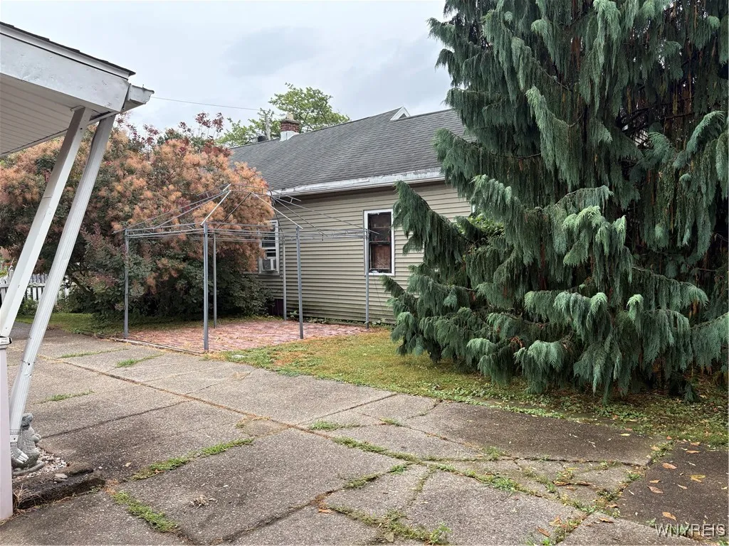 62 Kail Street, Buffalo, New York 14207, Buffalo, New York 14207, 4 Bedrooms Bedrooms, 9 Rooms Rooms,2 BathroomsBathrooms,Residential,For Sale,62 Kail Street, Buffalo, New York 14207,B1628099