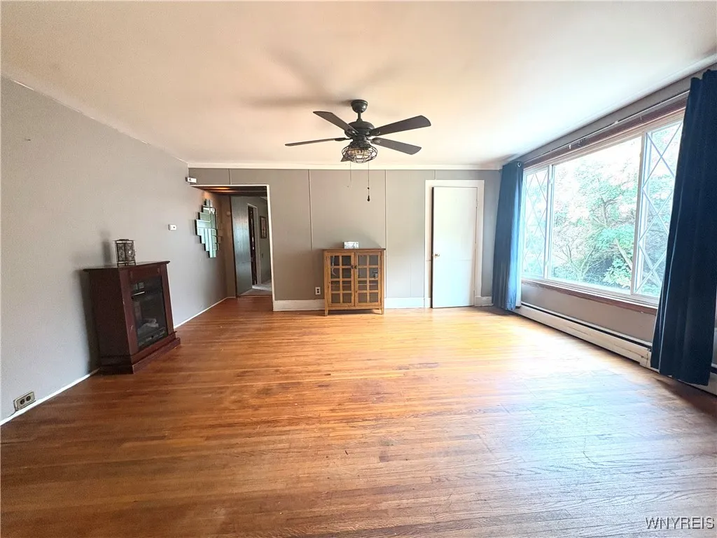 62 Kail Street, Buffalo, New York 14207, Buffalo, New York 14207, 4 Bedrooms Bedrooms, 9 Rooms Rooms,2 BathroomsBathrooms,Residential,For Sale,62 Kail Street, Buffalo, New York 14207,B1628099