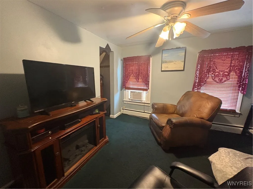 62 Kail Street, Buffalo, New York 14207, Buffalo, New York 14207, 4 Bedrooms Bedrooms, 9 Rooms Rooms,2 BathroomsBathrooms,Residential,For Sale,62 Kail Street, Buffalo, New York 14207,B1628099