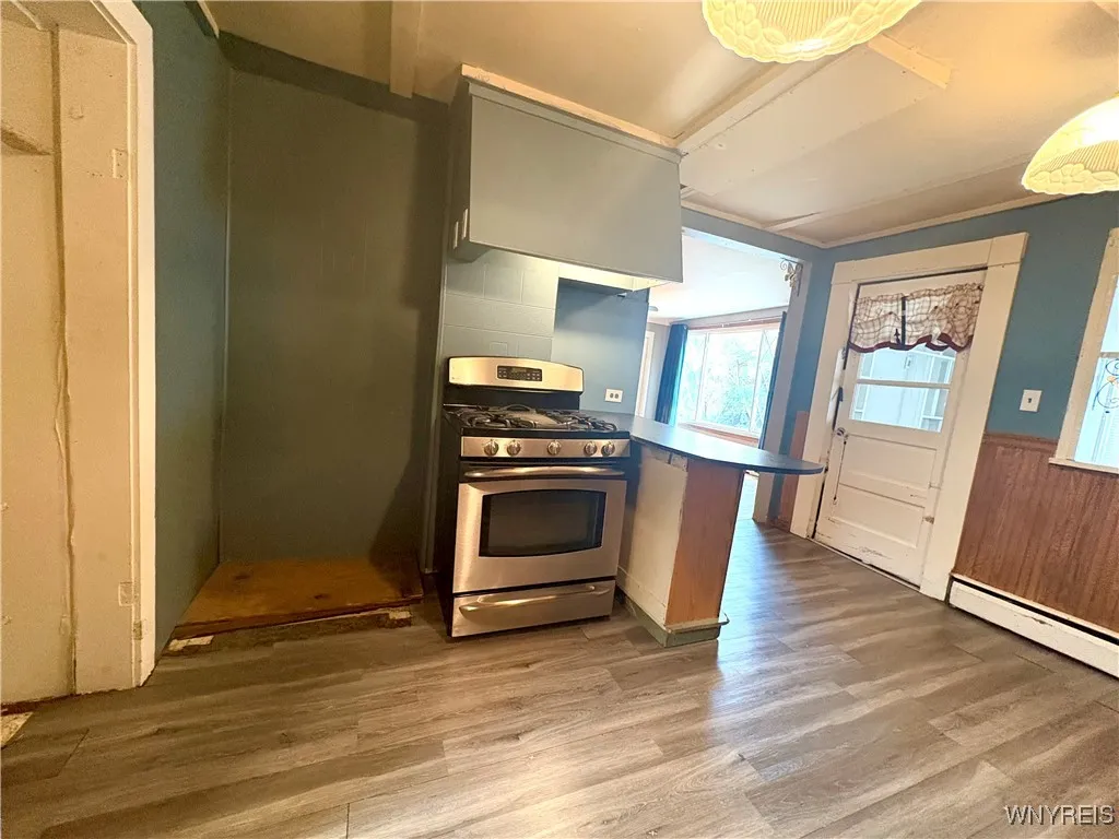 62 Kail Street, Buffalo, New York 14207, Buffalo, New York 14207, 4 Bedrooms Bedrooms, 9 Rooms Rooms,2 BathroomsBathrooms,Residential,For Sale,62 Kail Street, Buffalo, New York 14207,B1628099