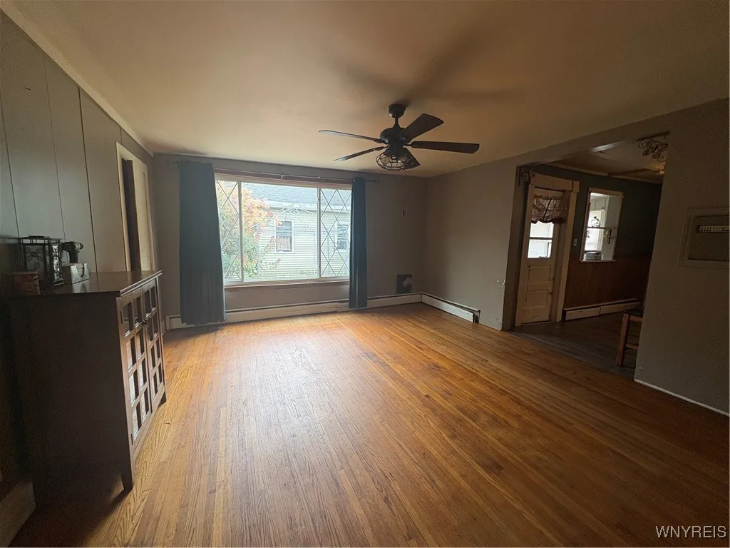 62 Kail Street, Buffalo, New York 14207, Buffalo, New York 14207, 4 Bedrooms Bedrooms, 9 Rooms Rooms,2 BathroomsBathrooms,Residential,For Sale,62 Kail Street, Buffalo, New York 14207,B1628099