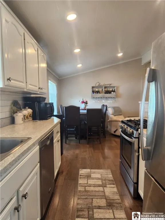 2 Holly Drive, Busti, New York 14750, Busti, New York 14750, 3 Bedrooms Bedrooms, 10 Rooms Rooms,2 BathroomsBathrooms,Residential,Closed,2 Holly Drive, Busti, New York 14750,0,R1628208