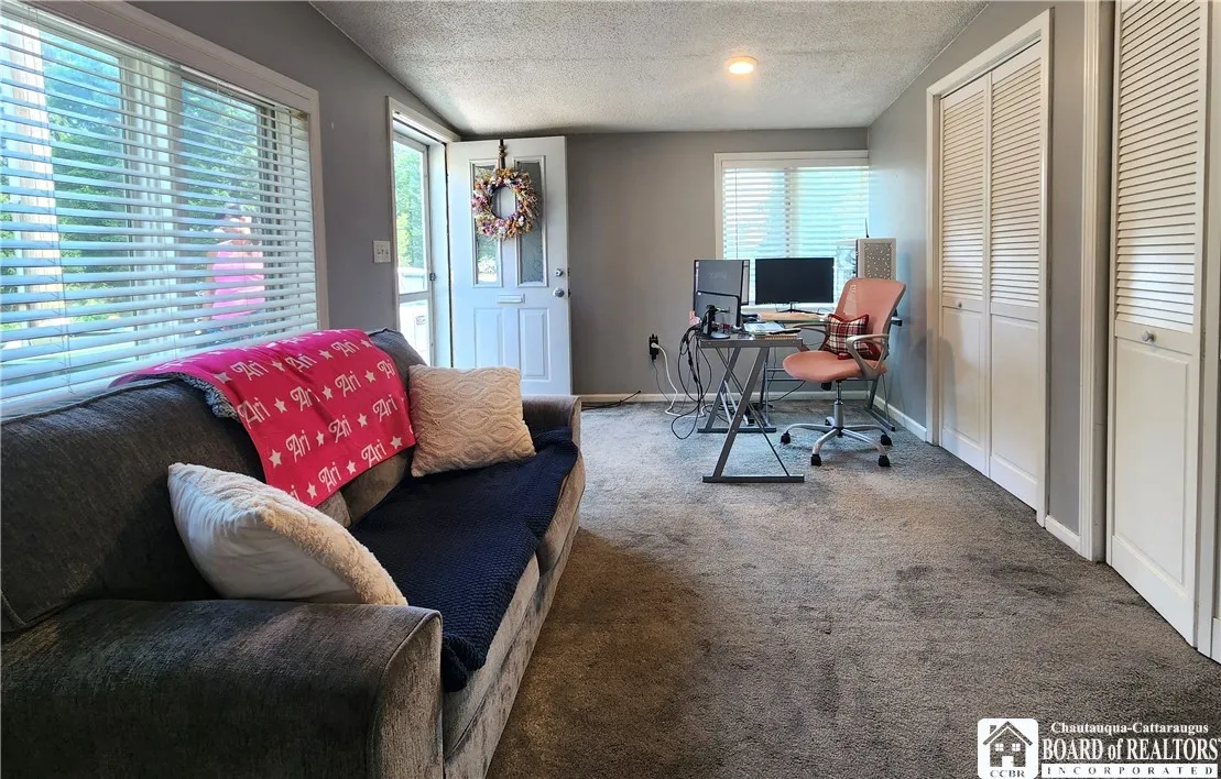 2 Holly Drive, Busti, New York 14750, Busti, New York 14750, 3 Bedrooms Bedrooms, 10 Rooms Rooms,2 BathroomsBathrooms,Residential,Closed,2 Holly Drive, Busti, New York 14750,0,R1628208