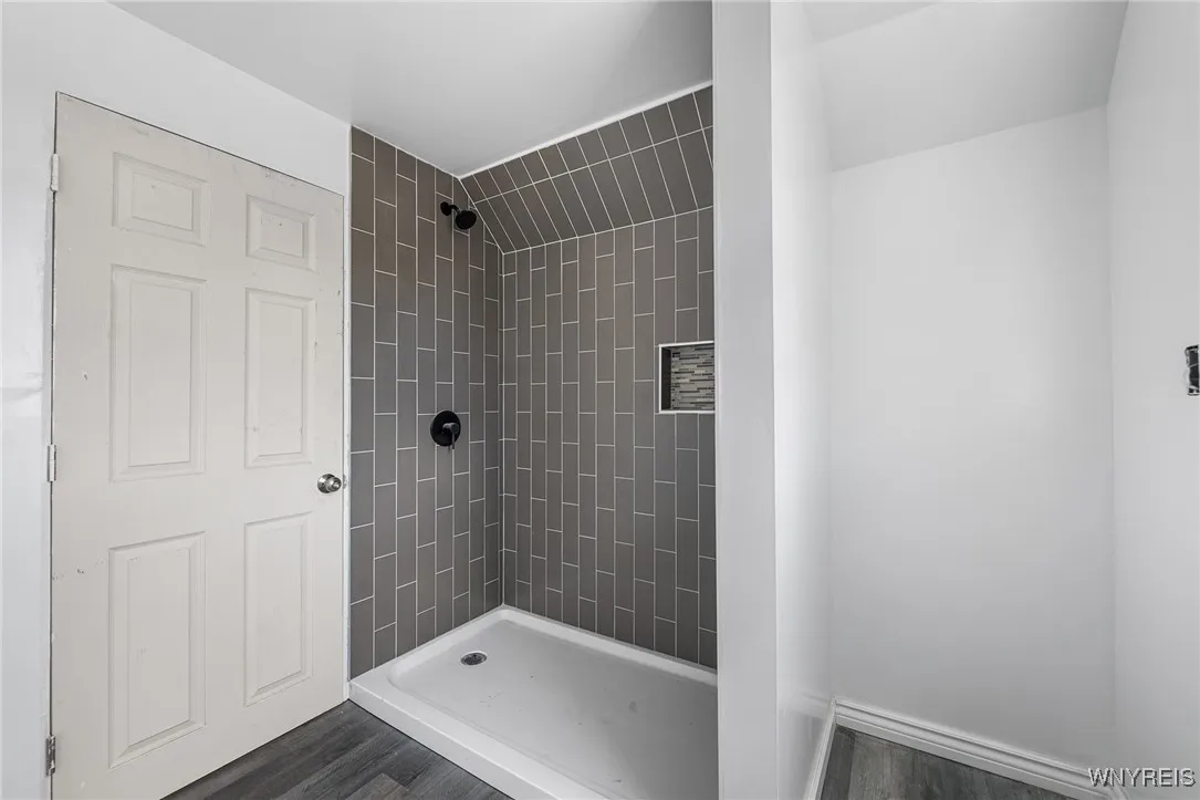 221 Lexington Avenue, Buffalo, New York 14222, Buffalo, New York 14222, 4 Bedrooms Bedrooms, ,2 BathroomsBathrooms,Residential,For Sale,221 Lexington Avenue, Buffalo, New York 14222,B1627885