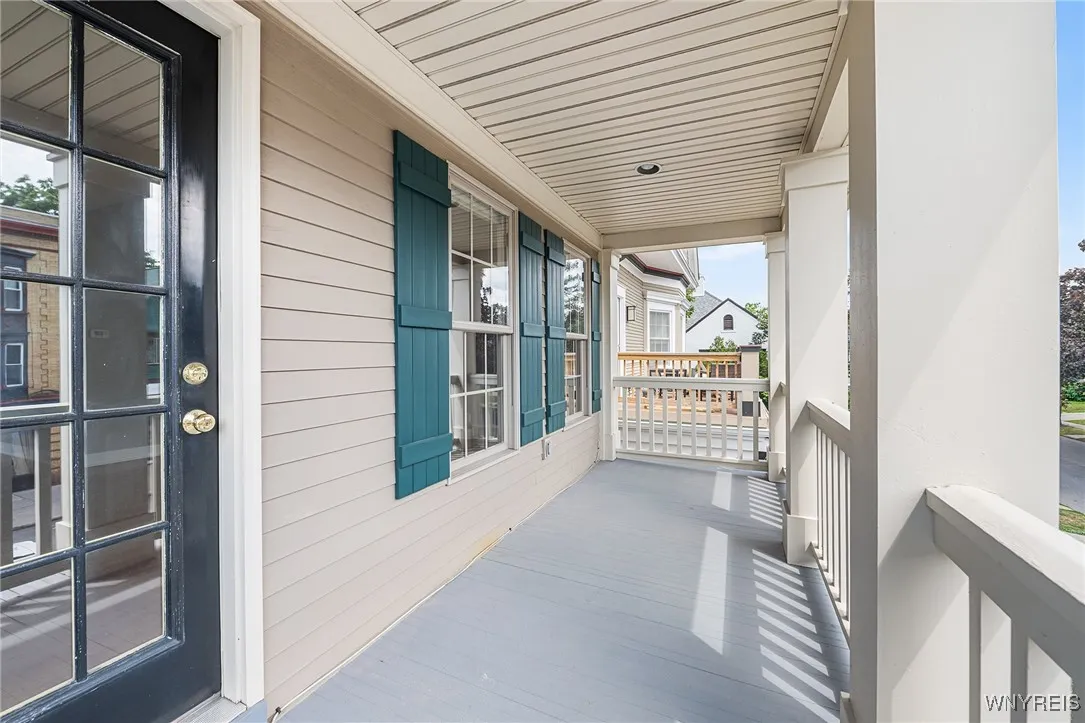 221 Lexington Avenue, Buffalo, New York 14222, Buffalo, New York 14222, 4 Bedrooms Bedrooms, ,2 BathroomsBathrooms,Residential,For Sale,221 Lexington Avenue, Buffalo, New York 14222,B1627885