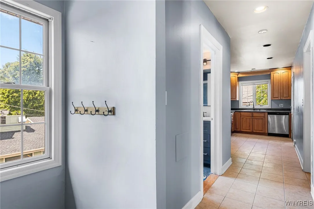 221 Lexington Avenue, Buffalo, New York 14222, Buffalo, New York 14222, 4 Bedrooms Bedrooms, ,2 BathroomsBathrooms,Residential,For Sale,221 Lexington Avenue, Buffalo, New York 14222,B1627885