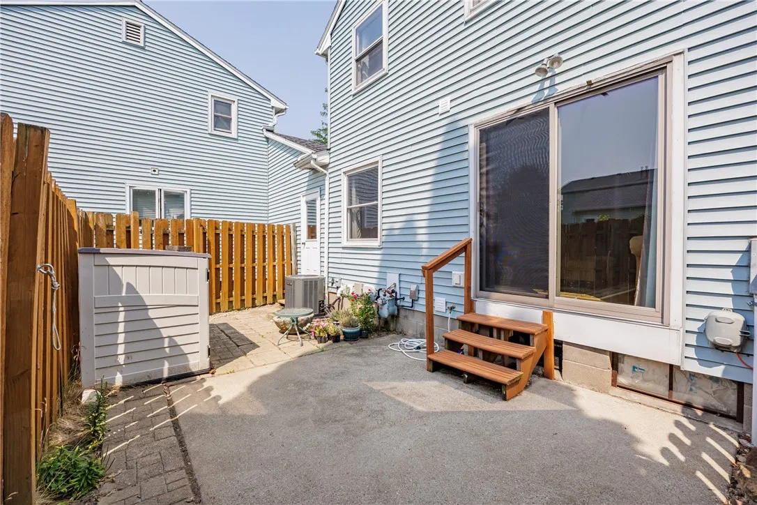 204 Wycliff Drive, Webster, New York 14580, Webster, New York 14580, 3 Bedrooms Bedrooms, 3 Rooms Rooms,1 BathroomBathrooms,Residential,Closed,204 Wycliff Drive, Webster, New York 14580,0,R1626847
