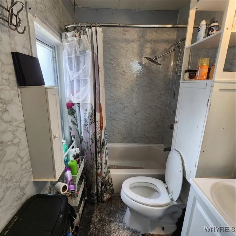 143 Crowley Avenue, Buffalo, New York 14207, Buffalo, New York 14207, 4 Bedrooms Bedrooms, 7 Rooms Rooms,1 BathroomBathrooms,Residential,For Sale,143 Crowley Avenue, Buffalo, New York 14207,B1628474