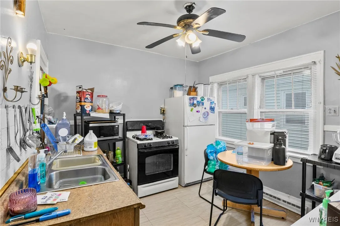 167 Roebling Avenue, Buffalo, New York 14215, Buffalo, New York 14215, 3 Bedrooms Bedrooms, 8 Rooms Rooms,1 BathroomBathrooms,Residential,For Sale,167 Roebling Avenue, Buffalo, New York 14215,B1628475