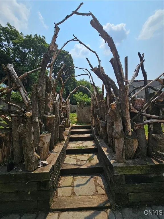 34 Orchard Street, Auburn, New York 13021, Auburn, New York 13021, 4 Bedrooms Bedrooms, 8 Rooms Rooms,2 BathroomsBathrooms,Residential,Closed,34 Orchard Street, Auburn, New York 13021,0,S1625118