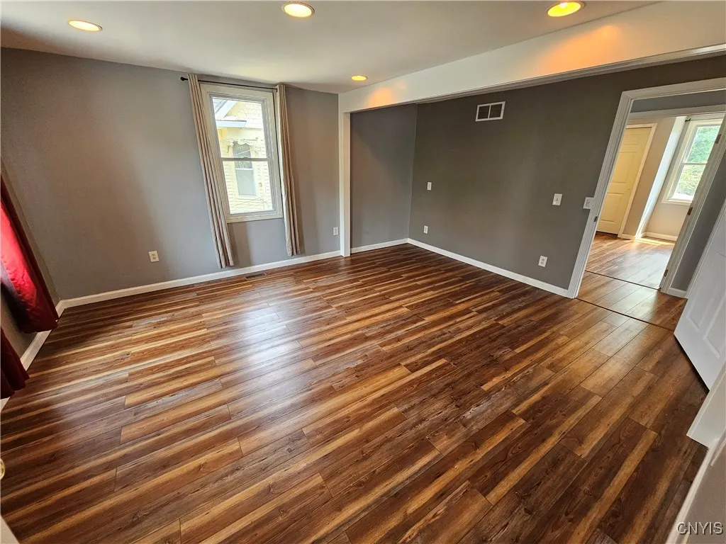 34 Orchard Street, Auburn, New York 13021, Auburn, New York 13021, 4 Bedrooms Bedrooms, 8 Rooms Rooms,2 BathroomsBathrooms,Residential,Closed,34 Orchard Street, Auburn, New York 13021,0,S1625118