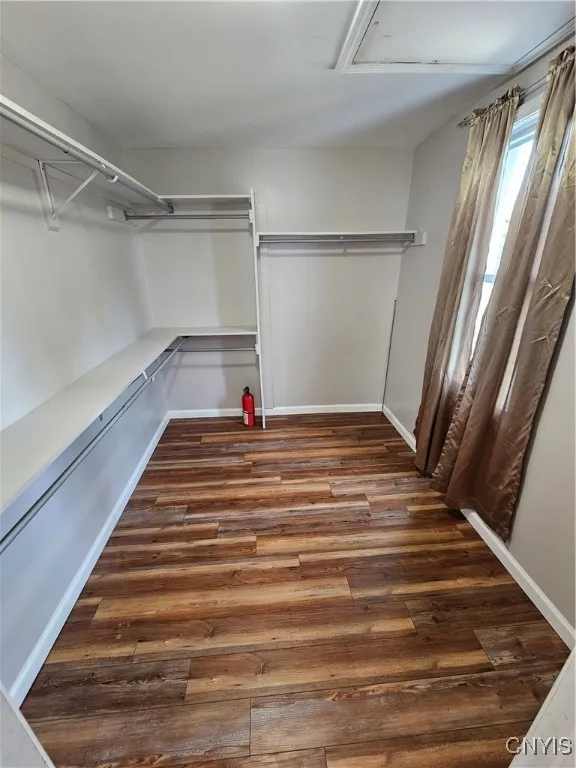 Walk-in closet