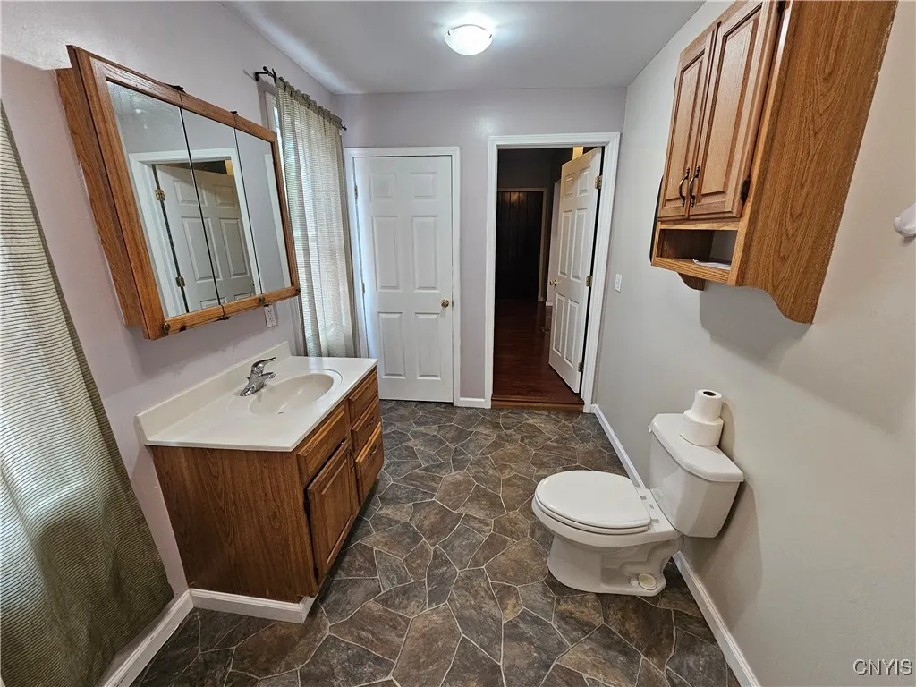 34 Orchard Street, Auburn, New York 13021, Auburn, New York 13021, 4 Bedrooms Bedrooms, 8 Rooms Rooms,2 BathroomsBathrooms,Residential,Closed,34 Orchard Street, Auburn, New York 13021,0,S1625118