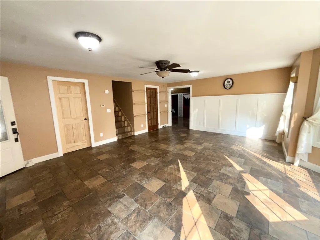 4322 Ridge Road, Fayette, New York 13065, Fayette, New York 13065, 4 Bedrooms Bedrooms, 7 Rooms Rooms,2 BathroomsBathrooms,Residential,Closed,4322 Ridge Road, Fayette, New York 13065,0,R1627091