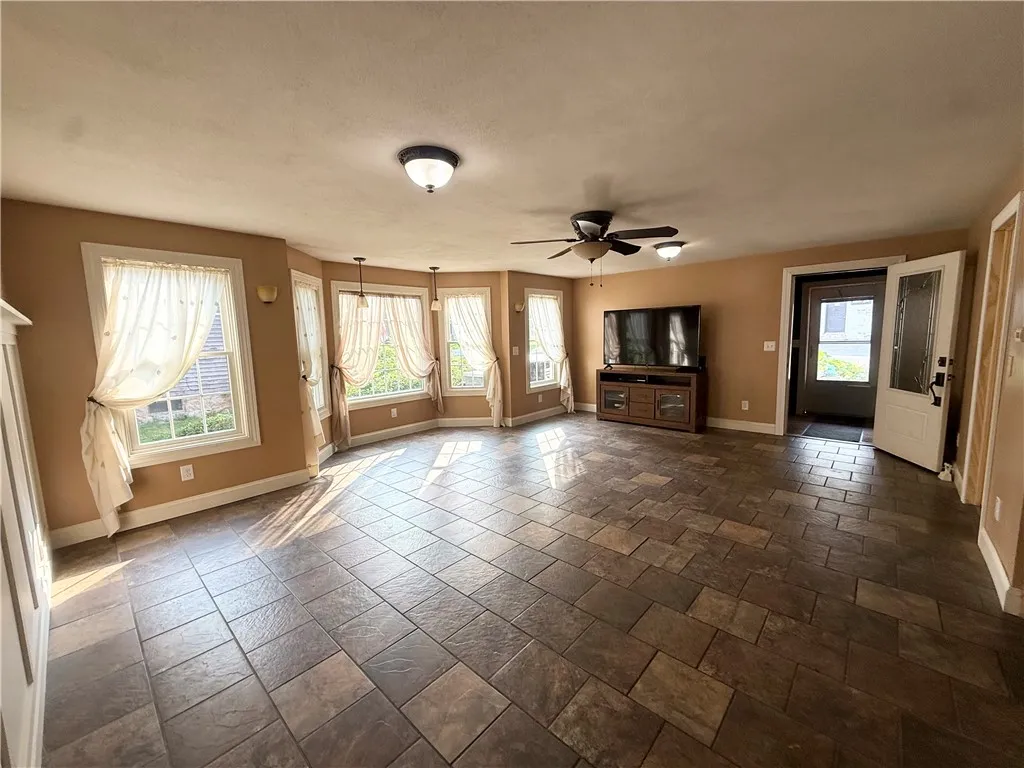 4322 Ridge Road, Fayette, New York 13065, Fayette, New York 13065, 4 Bedrooms Bedrooms, 7 Rooms Rooms,2 BathroomsBathrooms,Residential,Closed,4322 Ridge Road, Fayette, New York 13065,0,R1627091