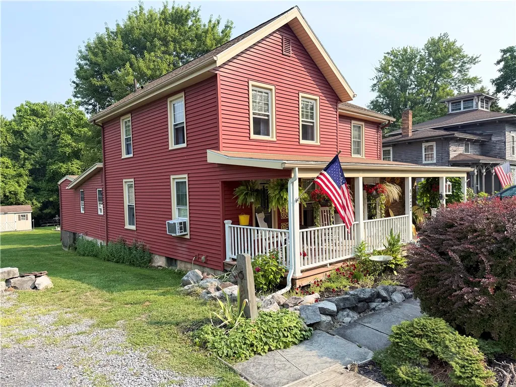 4322 Ridge Road, Fayette, New York 13065, Fayette, New York 13065, 4 Bedrooms Bedrooms, 7 Rooms Rooms,2 BathroomsBathrooms,Residential,Closed,4322 Ridge Road, Fayette, New York 13065,0,R1627091