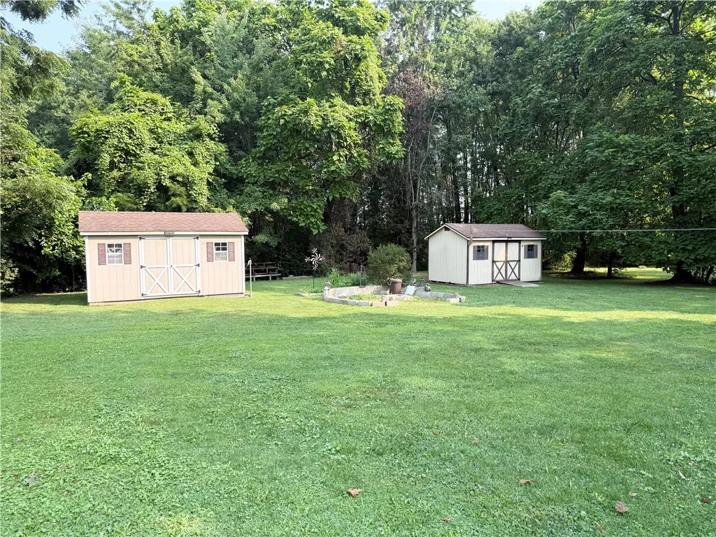 4322 Ridge Road, Fayette, New York 13065, Fayette, New York 13065, 4 Bedrooms Bedrooms, 7 Rooms Rooms,2 BathroomsBathrooms,Residential,Closed,4322 Ridge Road, Fayette, New York 13065,0,R1627091