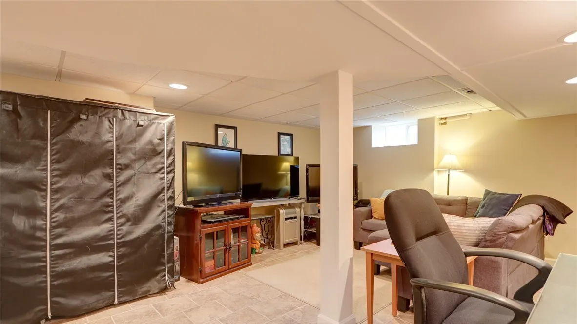 302 Washington Street, Geneva City, New York 14456, Geneva City, New York 14456, 3 Bedrooms Bedrooms, 6 Rooms Rooms,1 BathroomBathrooms,Residential,Closed,302 Washington Street, Geneva City, New York 14456,0,R1627933