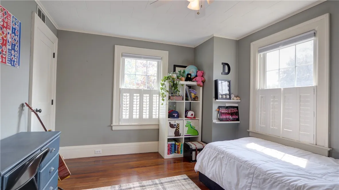 302 Washington Street, Geneva City, New York 14456, Geneva City, New York 14456, 3 Bedrooms Bedrooms, 6 Rooms Rooms,1 BathroomBathrooms,Residential,Closed,302 Washington Street, Geneva City, New York 14456,0,R1627933