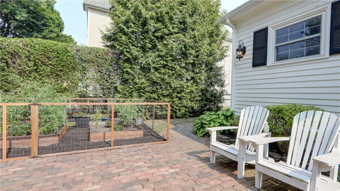 302 Washington Street, Geneva City, New York 14456, Geneva City, New York 14456, 3 Bedrooms Bedrooms, 6 Rooms Rooms,1 BathroomBathrooms,Residential,Closed,302 Washington Street, Geneva City, New York 14456,0,R1627933