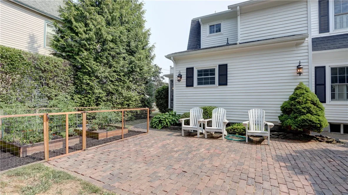 302 Washington Street, Geneva City, New York 14456, Geneva City, New York 14456, 3 Bedrooms Bedrooms, 6 Rooms Rooms,1 BathroomBathrooms,Residential,Closed,302 Washington Street, Geneva City, New York 14456,0,R1627933