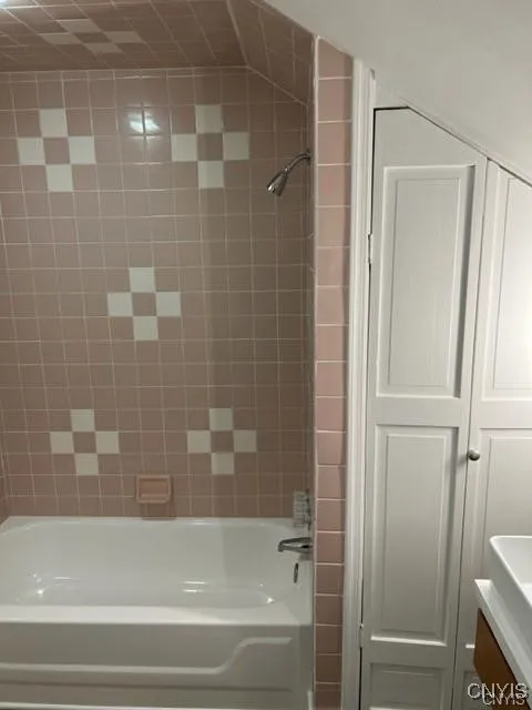 132 Worden Avenue, Syracuse, New York 13208, Syracuse, New York 13208, 3 Bedrooms Bedrooms, 4 Rooms Rooms,1 BathroomBathrooms,Residential,Closed,132 Worden Avenue, Syracuse, New York 13208,0,S1628477