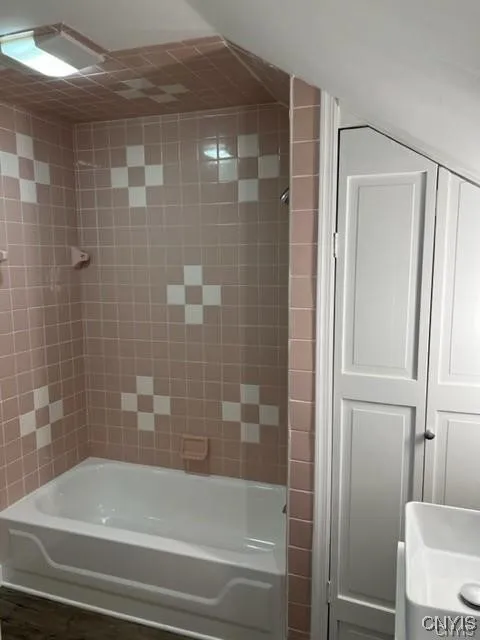 132 Worden Avenue, Syracuse, New York 13208, Syracuse, New York 13208, 3 Bedrooms Bedrooms, 4 Rooms Rooms,1 BathroomBathrooms,Residential,Closed,132 Worden Avenue, Syracuse, New York 13208,0,S1628477