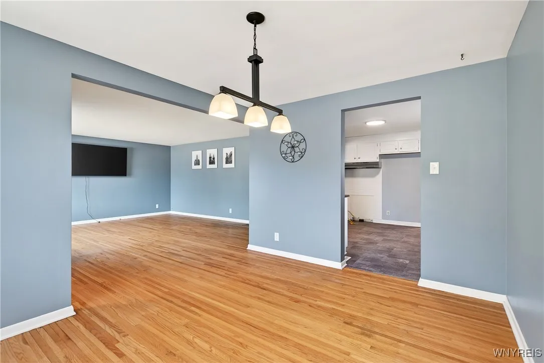 355 Hedstrom Drive, Amherst, New York 14226, Amherst, New York 14226, 3 Bedrooms Bedrooms, 7 Rooms Rooms,1 BathroomBathrooms,Residential,For Sale,355 Hedstrom Drive, Amherst, New York 14226,B1627990