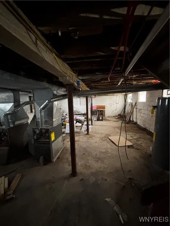299 East Delavan Avenue S, Buffalo, New York 14208, Buffalo, New York 14208, 6 Bedrooms Bedrooms, ,2 BathroomsBathrooms,Residential,For Sale,299 East Delavan Avenue S, Buffalo, New York 14208,B1628458