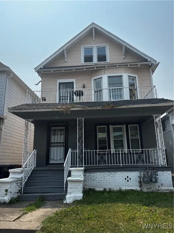 299 East Delavan Avenue S, Buffalo, New York 14208, Buffalo, New York 14208, 6 Bedrooms Bedrooms, ,2 BathroomsBathrooms,Residential,For Sale,299 East Delavan Avenue S, Buffalo, New York 14208,B1628458