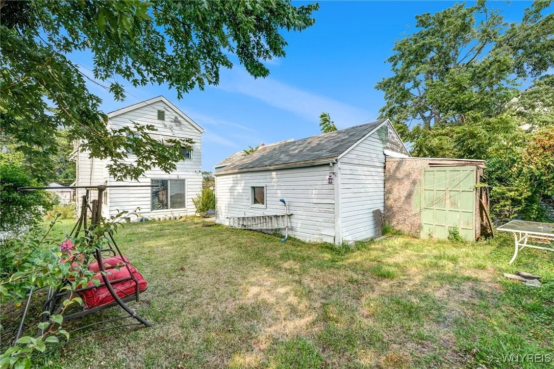 73 Oakmont Avenue, Buffalo, New York 14215, Buffalo, New York 14215, 4 Bedrooms Bedrooms, ,2 BathroomsBathrooms,Residential,For Sale,73 Oakmont Avenue, Buffalo, New York 14215,B1628531