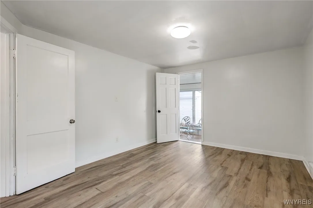 73 Oakmont Avenue, Buffalo, New York 14215, Buffalo, New York 14215, 4 Bedrooms Bedrooms, ,2 BathroomsBathrooms,Residential,For Sale,73 Oakmont Avenue, Buffalo, New York 14215,B1628531