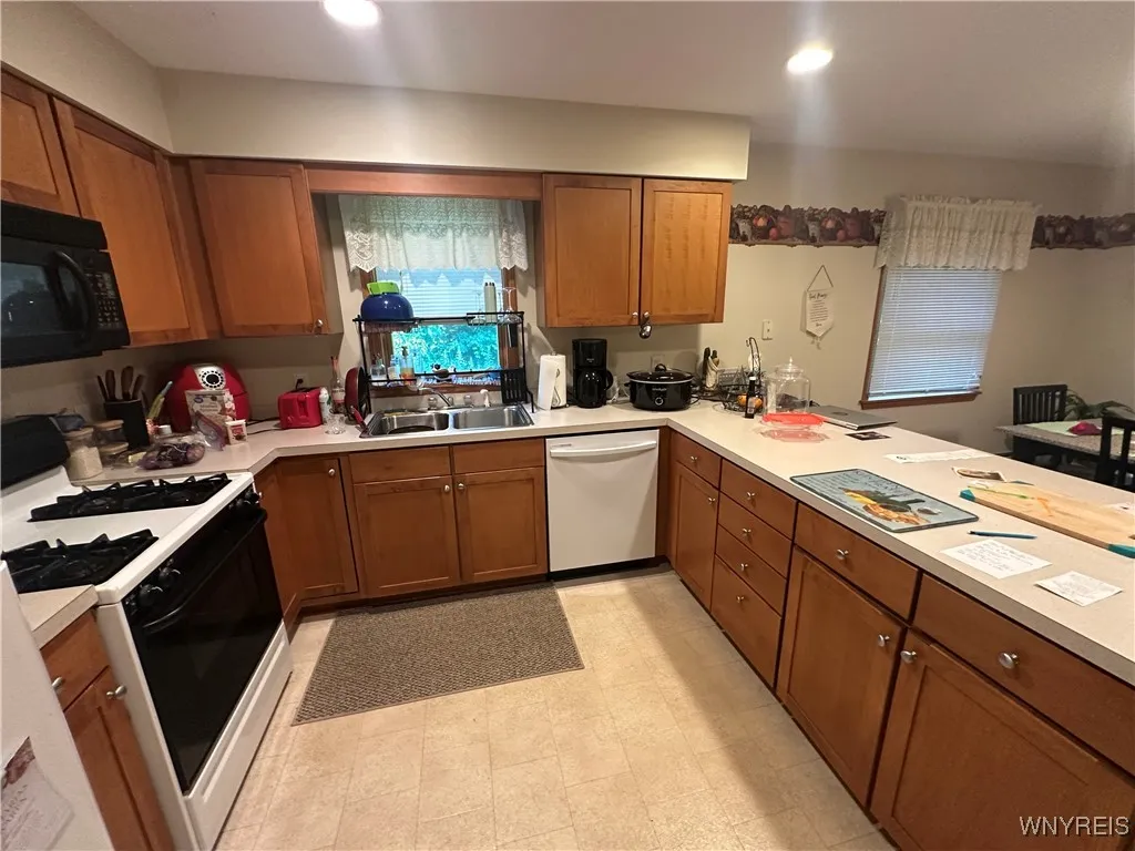 8700 Goodrich Road, Clarence, New York 14032, Clarence, New York 14032, ,Commercial Sale,For Sale,8700 Goodrich Road, Clarence, New York 14032,B1628533