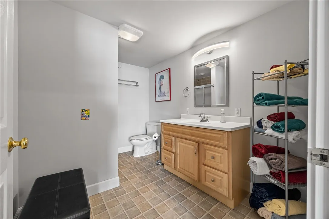 10059 East Bluff Drive, Jerusalem, New York 14527, Jerusalem, New York 14527, 3 Bedrooms Bedrooms, 9 Rooms Rooms,2 BathroomsBathrooms,Residential,Closed,10059 East Bluff Drive, Jerusalem, New York 14527,0,R1625651
