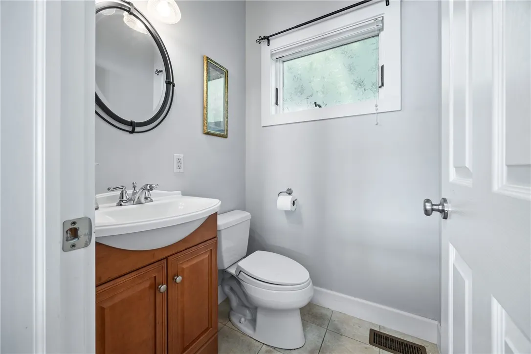 10059 East Bluff Drive, Jerusalem, New York 14527, Jerusalem, New York 14527, 3 Bedrooms Bedrooms, 9 Rooms Rooms,2 BathroomsBathrooms,Residential,Closed,10059 East Bluff Drive, Jerusalem, New York 14527,0,R1625651