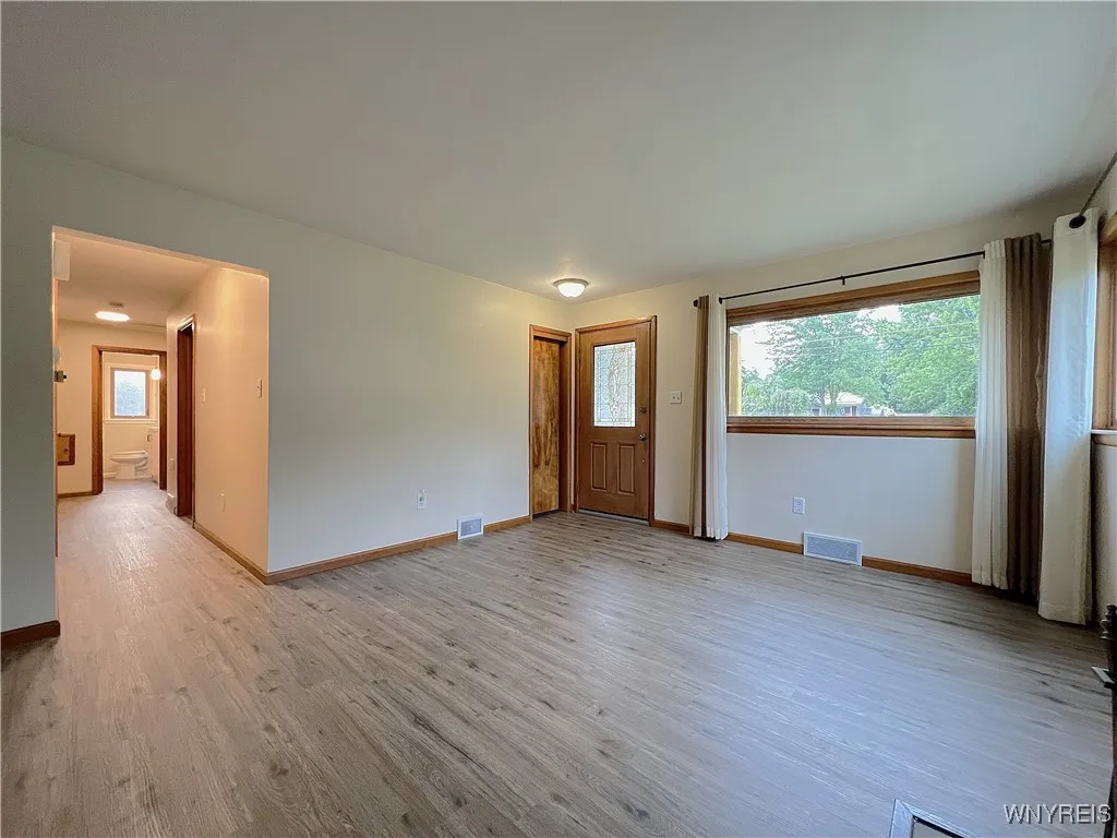 5600 Meadow Drive, Boston, New York 14075, Boston, New York 14075, 3 Bedrooms Bedrooms, 7 Rooms Rooms,2 BathroomsBathrooms,Residential,Closed,5600 Meadow Drive, Boston, New York 14075,0,B1628265