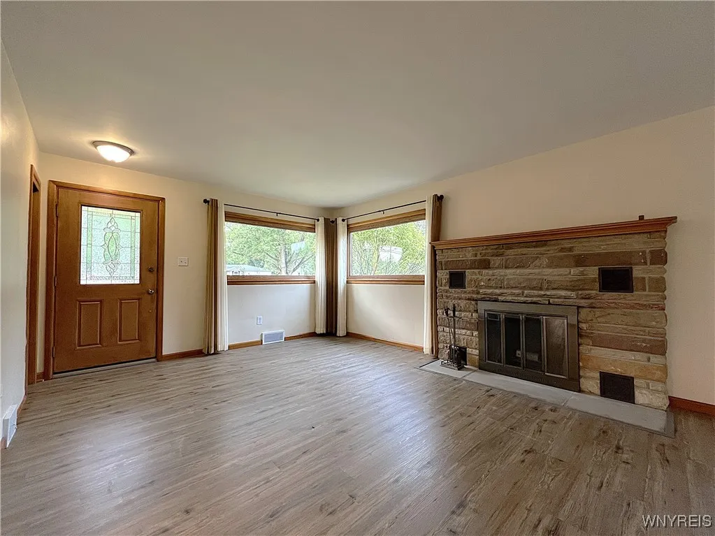 5600 Meadow Drive, Boston, New York 14075, Boston, New York 14075, 3 Bedrooms Bedrooms, 7 Rooms Rooms,2 BathroomsBathrooms,Residential,Closed,5600 Meadow Drive, Boston, New York 14075,0,B1628265