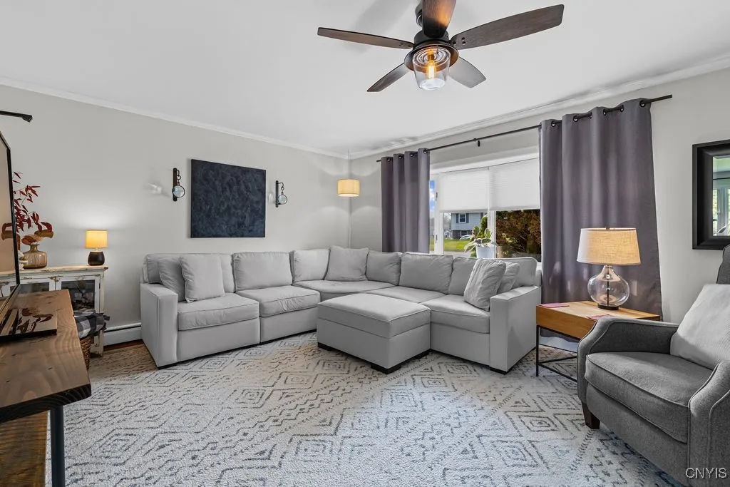 7843 Oneida, Cicero, New York 13030, Cicero, New York 13030, 3 Bedrooms Bedrooms, 6 Rooms Rooms,1 BathroomBathrooms,Residential,Closed,7843 Oneida, Cicero, New York 13030,0,S1628378