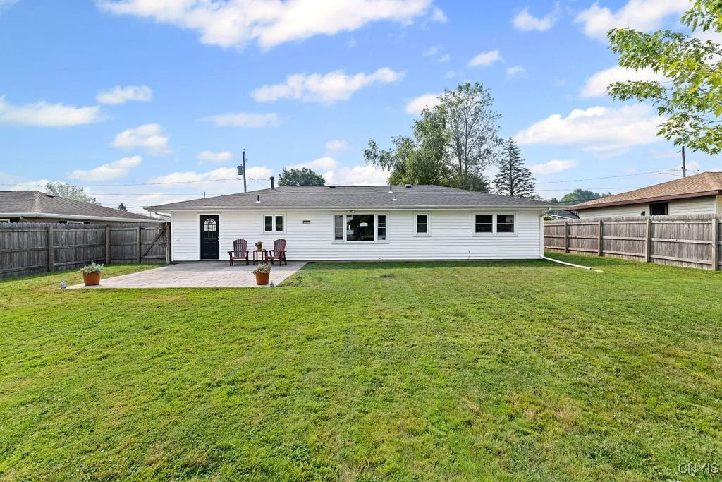 7843 Oneida, Cicero, New York 13030, Cicero, New York 13030, 3 Bedrooms Bedrooms, 6 Rooms Rooms,1 BathroomBathrooms,Residential,Closed,7843 Oneida, Cicero, New York 13030,0,S1628378