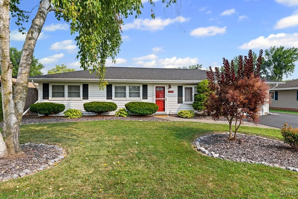7843 Oneida, Cicero, New York 13030, Cicero, New York 13030, 3 Bedrooms Bedrooms, 6 Rooms Rooms,1 BathroomBathrooms,Residential,Closed,7843 Oneida, Cicero, New York 13030,0,S1628378