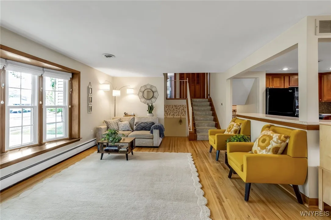60 Fairways Boulevard, Amherst, New York 14221, Amherst, New York 14221, 3 Bedrooms Bedrooms, 7 Rooms Rooms,1 BathroomBathrooms,Residential,For Sale,60 Fairways Boulevard, Amherst, New York 14221,0,B1628364