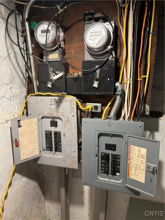 109 Erie Street, Syracuse, New York 13204, Syracuse, New York 13204, 4 Bedrooms Bedrooms, ,2 BathroomsBathrooms,Residential,Closed,109 Erie Street, Syracuse, New York 13204,0,S1628435