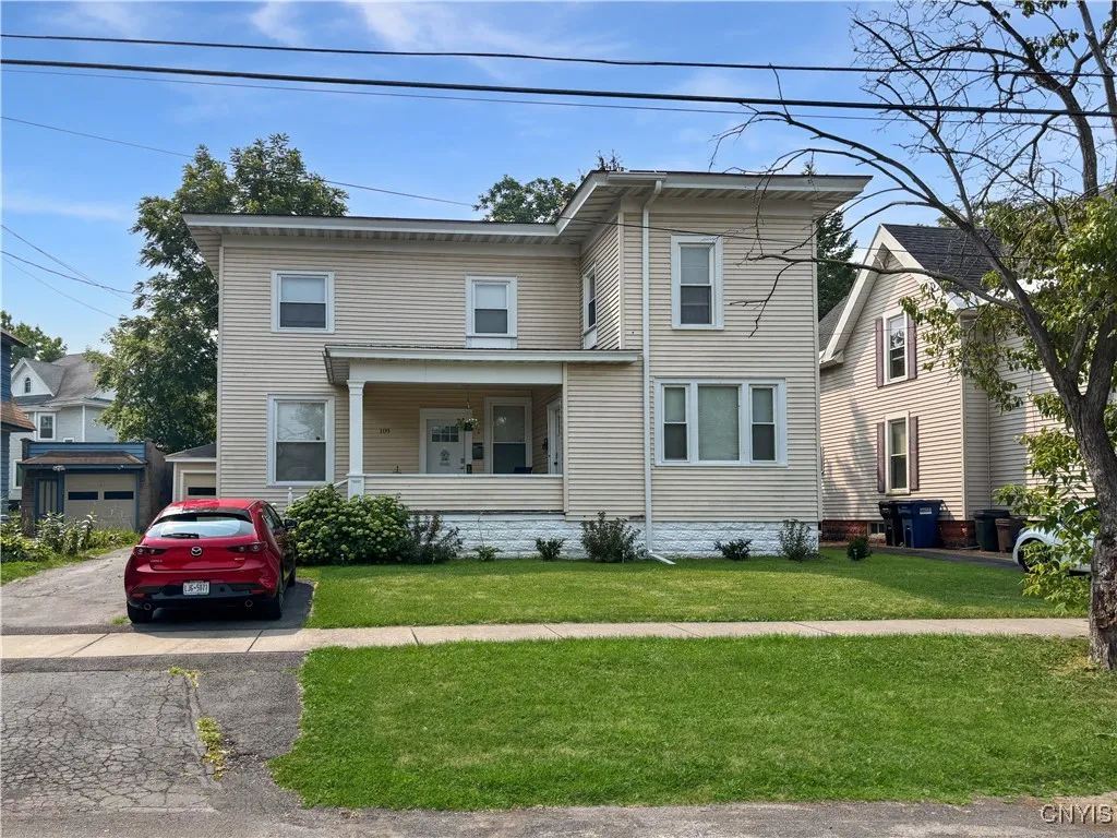109 Erie Street, Syracuse, New York 13204, Syracuse, New York 13204, 4 Bedrooms Bedrooms, ,2 BathroomsBathrooms,Residential,Closed,109 Erie Street, Syracuse, New York 13204,0,S1628435