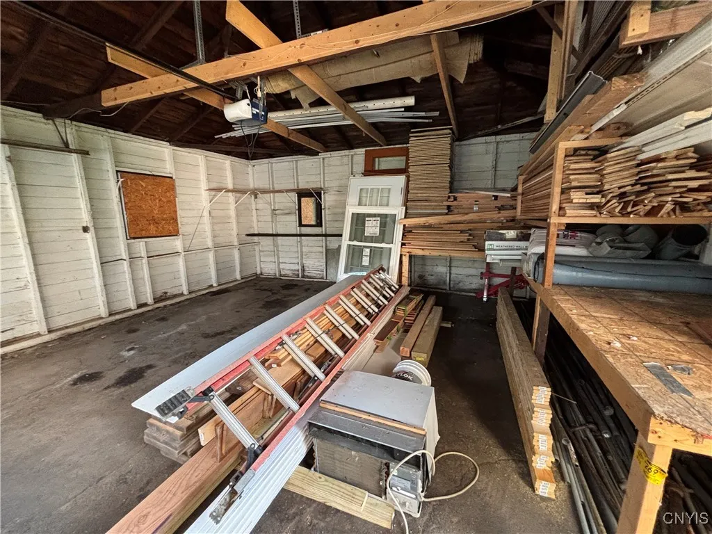 109 Erie Street, Syracuse, New York 13204, Syracuse, New York 13204, 4 Bedrooms Bedrooms, ,2 BathroomsBathrooms,Residential,Closed,109 Erie Street, Syracuse, New York 13204,0,S1628435