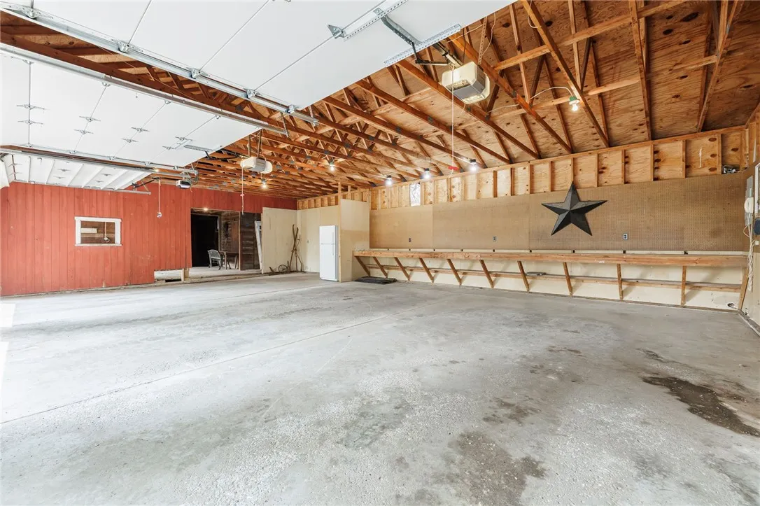 3100 County Road 40, East Bloomfield, New York 144, East Bloomfield, New York 14469, 4 Bedrooms Bedrooms, 13 Rooms Rooms,2 BathroomsBathrooms,Residential,Closed,3100 County Road 40, East Bloomfield, New York 144,0,R1628450