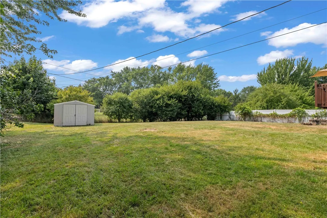 135 Strawberry Hill Road, Henrietta, New York 1462, Henrietta, New York 14623, 5 Bedrooms Bedrooms, 8 Rooms Rooms,2 BathroomsBathrooms,Residential,Closed,135 Strawberry Hill Road, Henrietta, New York 1462,0,R1627679