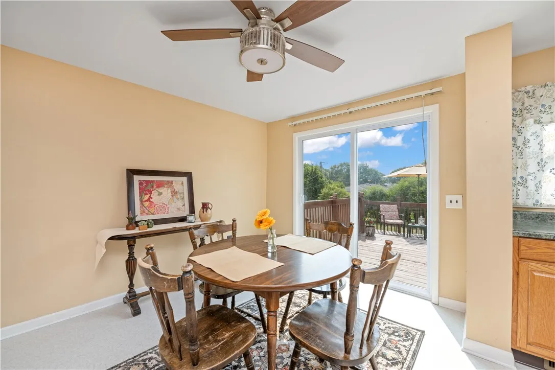 135 Strawberry Hill Road, Henrietta, New York 1462, Henrietta, New York 14623, 5 Bedrooms Bedrooms, 8 Rooms Rooms,2 BathroomsBathrooms,Residential,Closed,135 Strawberry Hill Road, Henrietta, New York 1462,0,R1627679